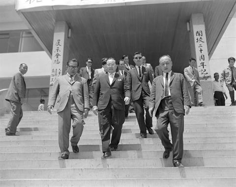 사본 -1966년 개교20주년 부산대학교 도서관 준공식에 참석한 정일권 국무총리(소장 국가기록원).jpg